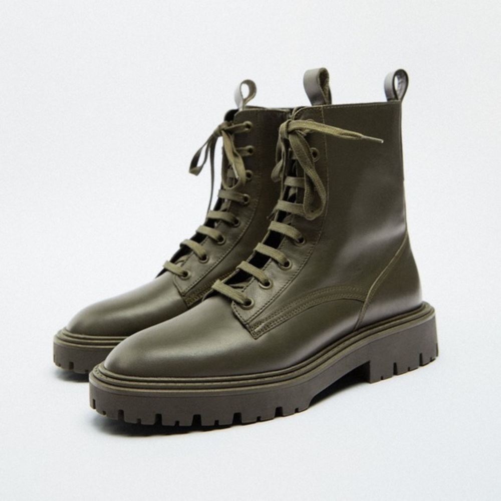 Zara NWT leather lace up flat ankle boots
